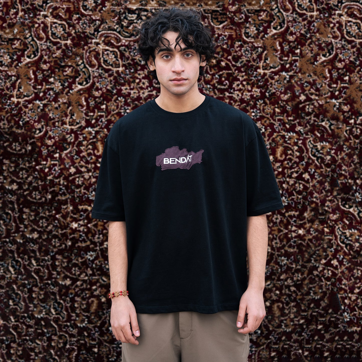 Dháb – Black Oversized T-Shirt